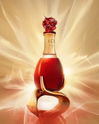Cognac Martell Gold Dragon Decanter